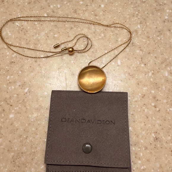 Dean and Davidson Gold Pendant Necklace - Picture 4 of 9
